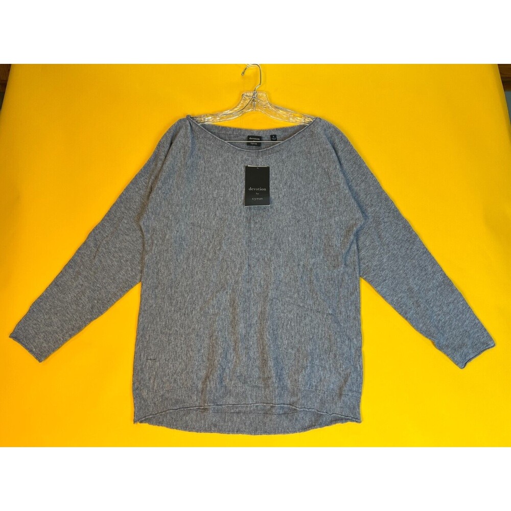 Devotion By Cyrus Pullover Sweater Womens S Grey Raw Hem Round Neck Cozy NWT